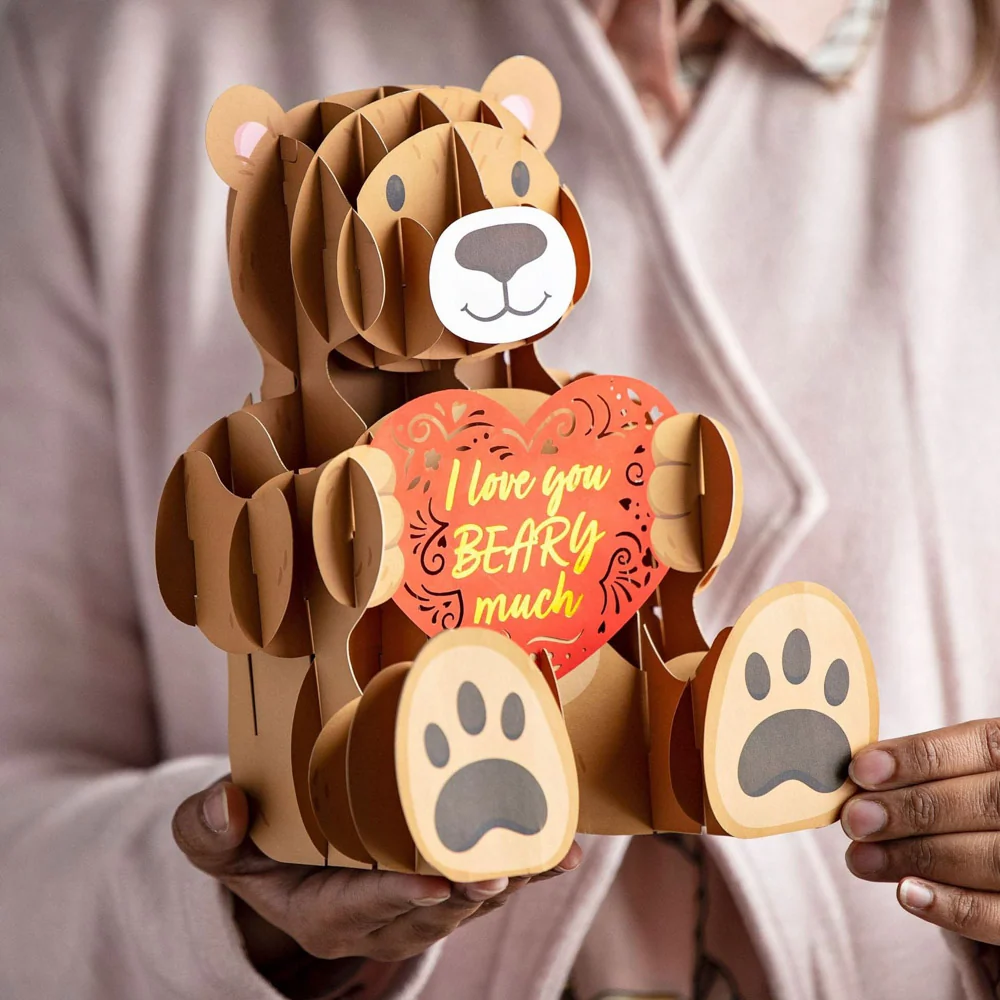 Lovepop Giant Love Bear Pop-Up Gift Scale - Image 7