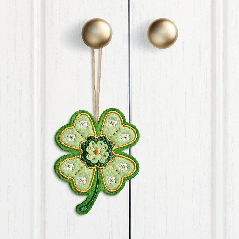 Lovepop Lucky Clover HeartFelt Charm Card - Image 4