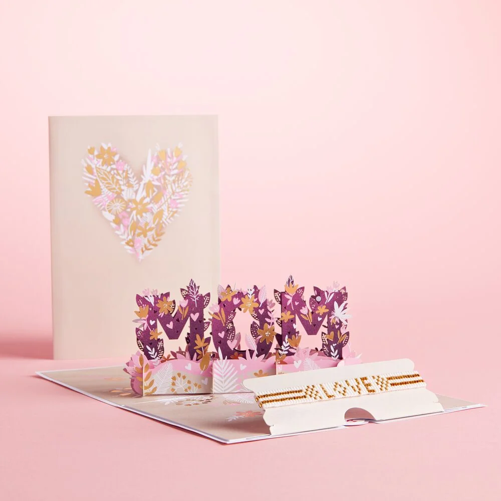 Lovepop Love for Mom Dazzling Card with Bracelet Glass - Image 2