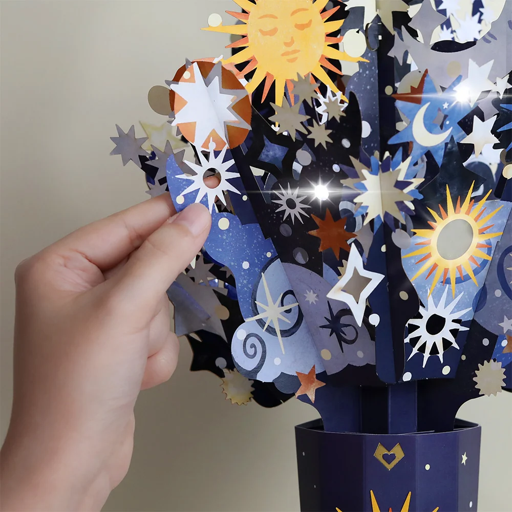 Lovepop Celestial Sky Light-Up Bouquet Vase - Image 2